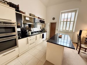 Photo 14- click for photo gallery